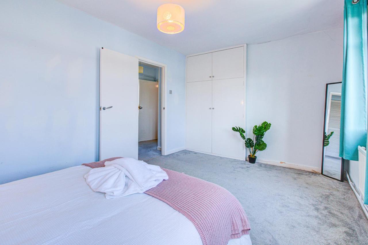 Private Family Apartment, In Victoria Posh Sw1 لندن المظهر الخارجي الصورة